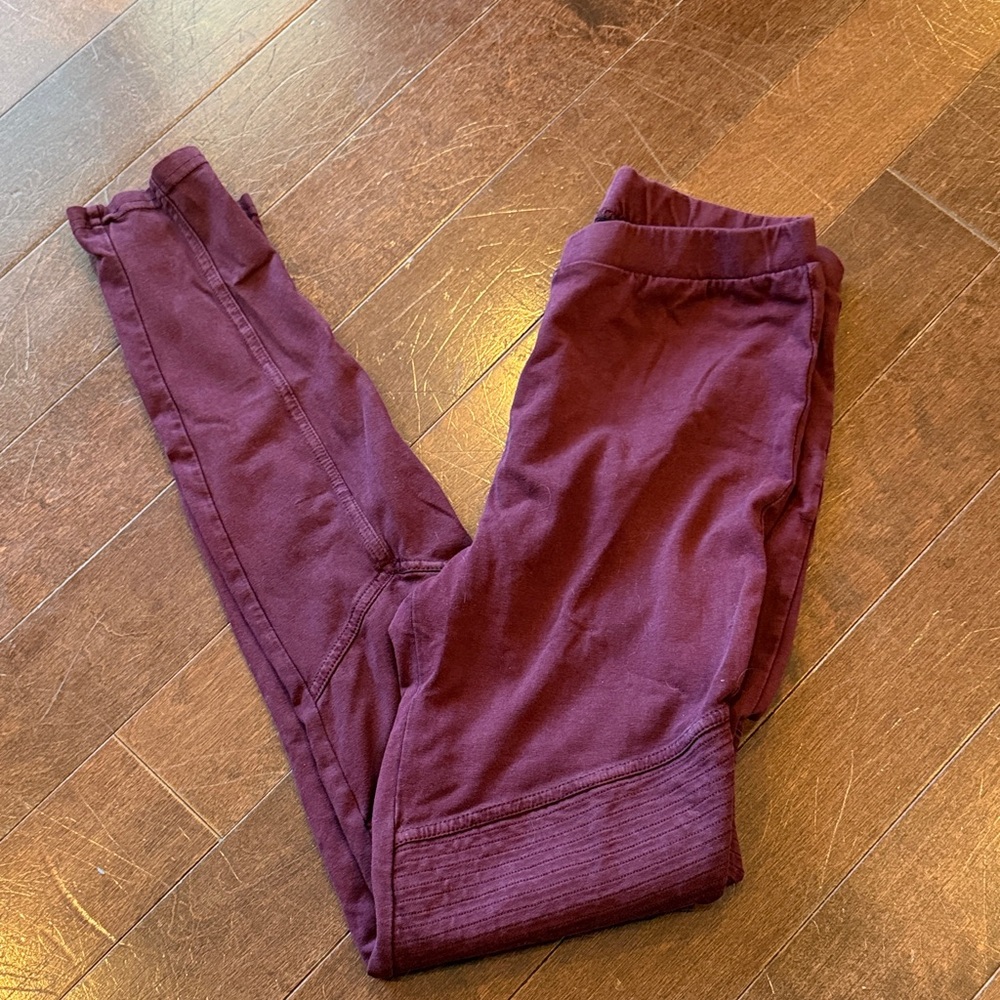 BP women’s Maroon Leggings